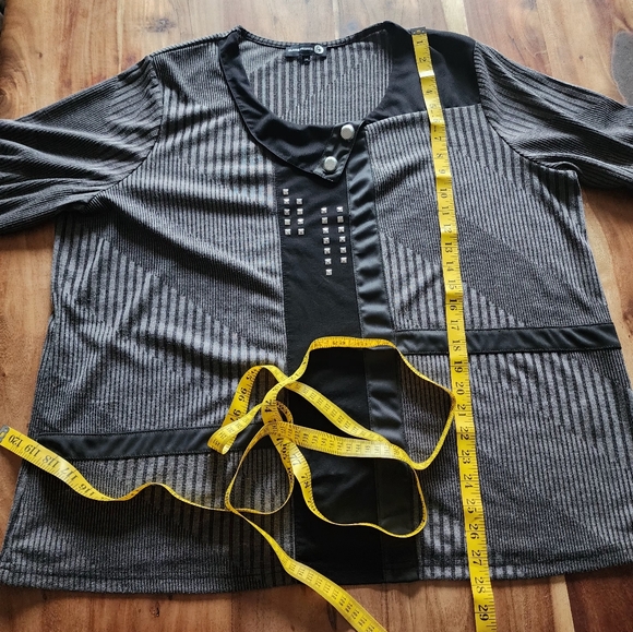 Claire France asymmetrical patterns quarter sleeves tunic, plus size 3X - Picture 11 of 11